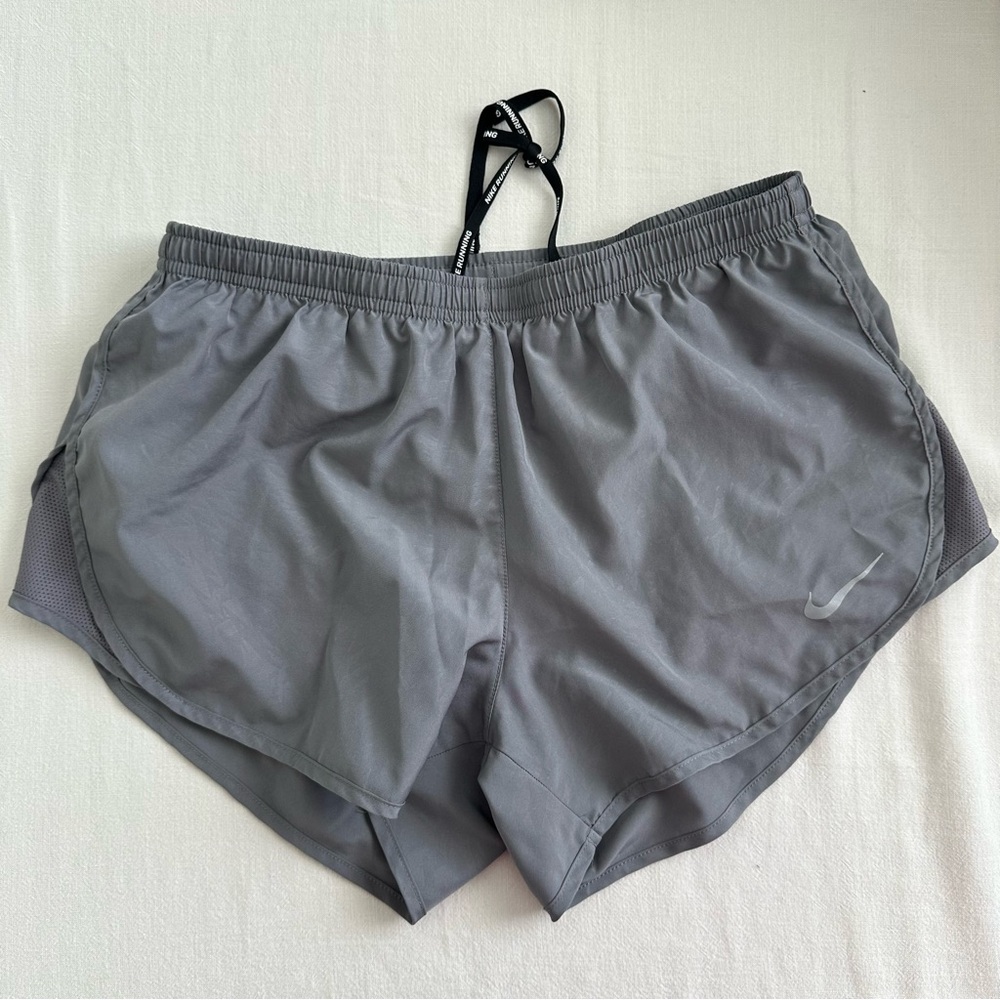 Nike Dri Fit Short Bundle of Three Womens Medium Running Outdoors‎ - Picture 5 of 10